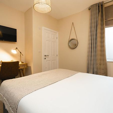 Rooms At The Dressers Arms Chorley  Eksteriør bilde